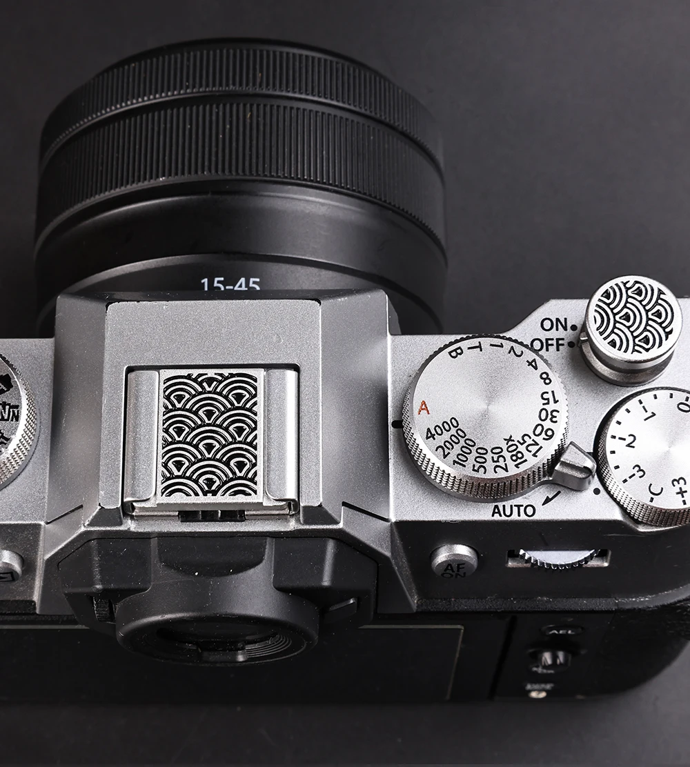 Blitzschuhabdeckung und Auslös – Fujifilm Camera X100Vi Bewertung und Preis